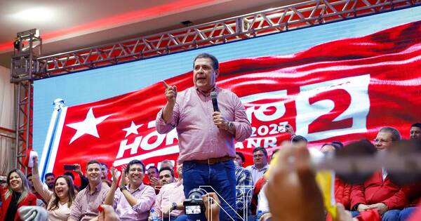 La Nación / “Vamos a contestar los agravios con trabajo y educación”, afirmó Cartes en Ciudad del Este