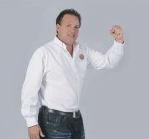 El “Pinocho González” aún no habló de la renuncia de su candidatura a intendente de PJC