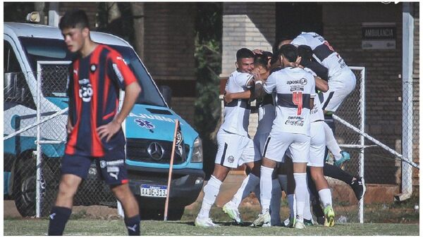Olimpia domina los clásicos de Formativas