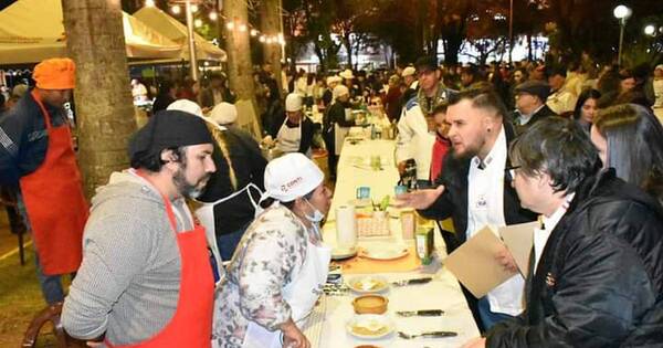 La Nación / Primer Festival Nacional del Reviro fue todo un éxito