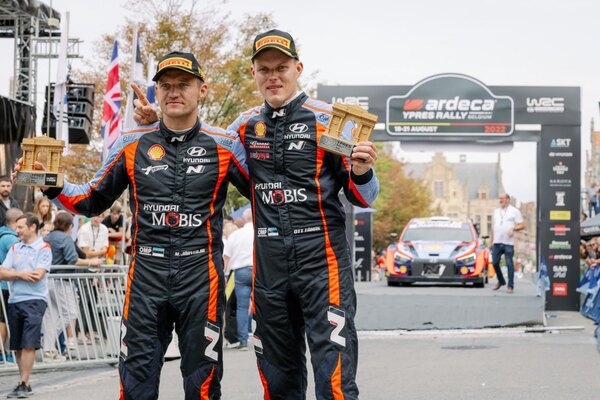 Tänak logra su segunda victoria consecutiva en la temporada en Ypres