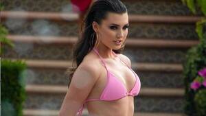 Crónica / Flamante Miss Teen: "Orgullosa de obsequiar una corona más a mi país"