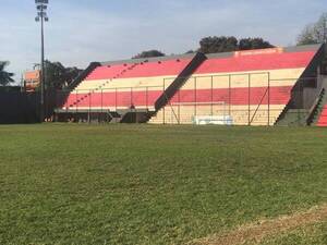 Crónica / Primera C: Habló el DT del equipo cuyos jugadores fueron garroteados