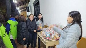 Hicieron misa y repartieron juguetes por el cumple de Yuyú