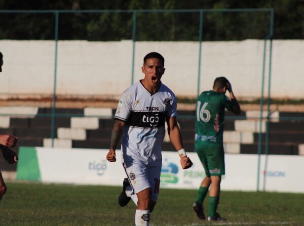 Acción en la tarde del domingo en la Primera B - APF