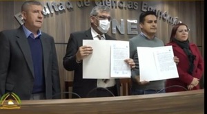 UNE y Municipalidad de Juan León Mallorquín firman convenio de cooperación - La Clave