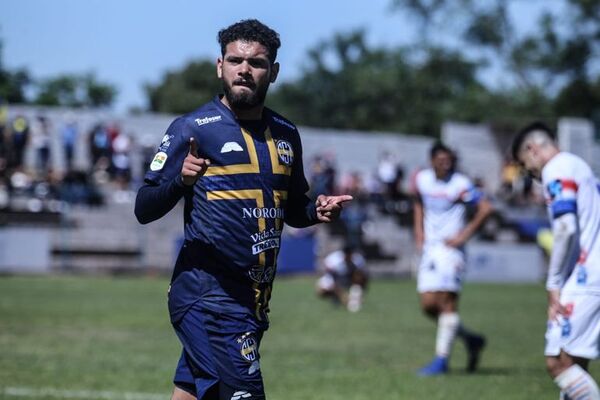 Trinidense sólido arriba en la Intermedia - Fútbol - ABC Color