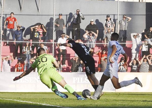 Libertad le gana a Nacional: El Guma sigue con hambre - Fútbol - ABC Color