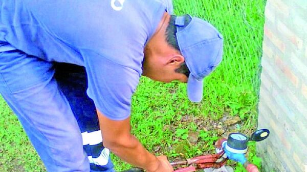 Titular de Essap dice que para paliar caños rotos tarifa debe subir 40%