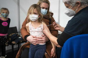 Brasil: piden comprar “urgente” las vacunas para niños | 1000 Noticias
