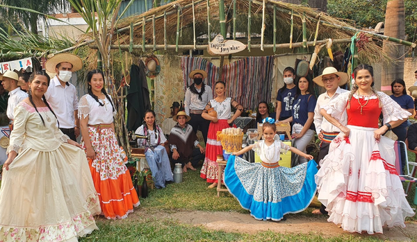 Día del Folklore Paraguayo