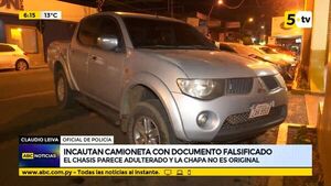 Incautan camioneta con documento falsificado - ABC Noticias - ABC Color