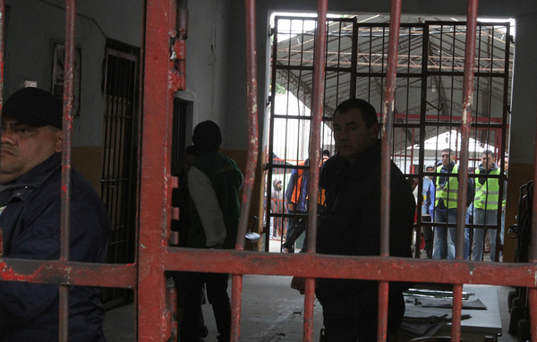 Ministerio de Justicia evitó fuga en penitenciaría de Ciudad del Este y dispone traslados - .::Agencia IP::.