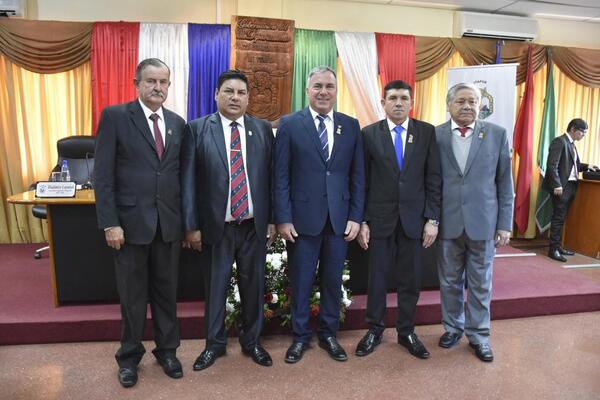 Asume nueva mesa directiva de la Junta Departamental de Itapúa