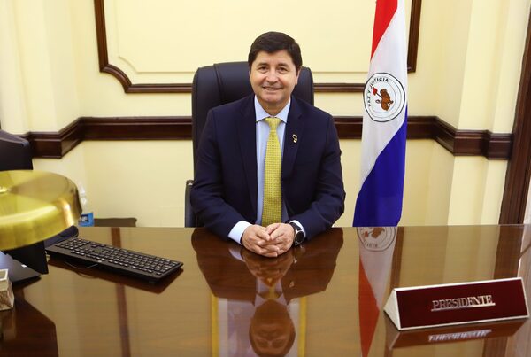 Presidente del BNF sostiene que no están obligados a reabrir cuentas de TABESA - Megacadena — Últimas Noticias de Paraguay