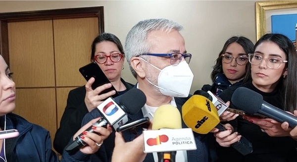 Masiva salida de partidos del Frente Guasu de filas de la Concertación