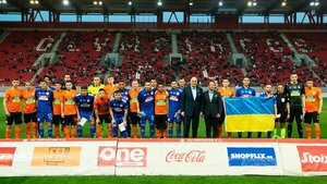 El fútbol en Ucrania vuelve sin público y con refugios antiaéreos | OnLivePy