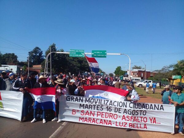 Guayaibí: cierre intermitente de ruta para exigir asfaltado - Nacionales - ABC Color