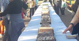 La Nación / En Altos festejaron el Día del Niño con un tren imaginario de tortas
