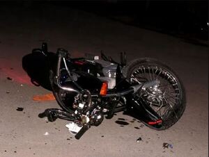 Joven falleció tras caer de su moto
