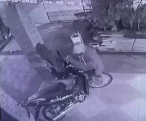Crónica / Ty'e raku y no macana, en dos meses le robaron dos motos