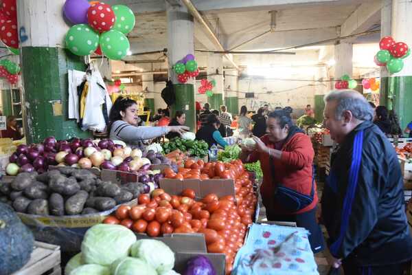 Mercado 4: Reubican a casi 70 comerciantes afectados por incendio en Feria Aragón