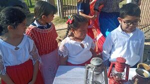 Cocido quemado, mbeju y chipa en el Día del Folclore en Ayolas - Nacionales - ABC Color