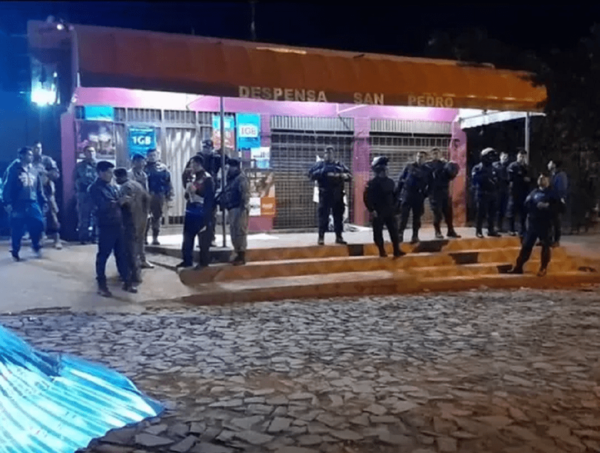Hombre supuestamente mató a dos manifestantes que protestaban contra instalación de antena · Radio Monumental 1080 AM