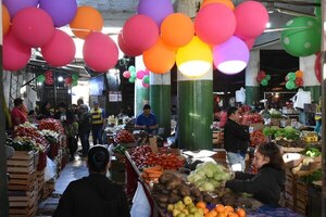 Diario HOY | Reubican provisoriamente a comerciantes afectados por incendio de la Feria Aragón