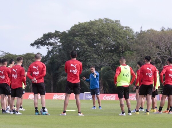 Están los llamados para nuevo entrenamiento albirrojo - APF