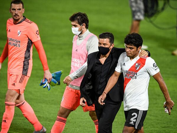 Preocupación en River por la lesión de Robert Rojas