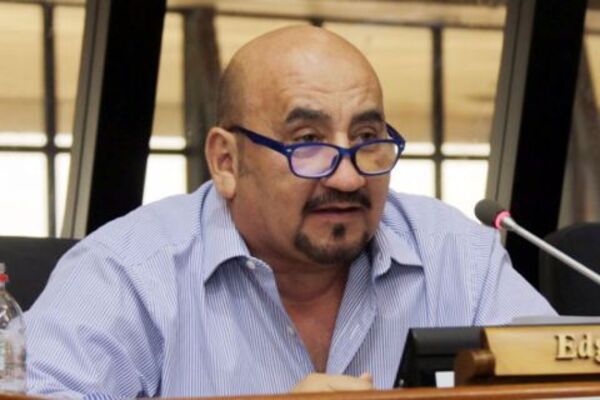 Diputado liberal acusa al Gobierno de cobrar coimas por obras públicas - ADN Digital