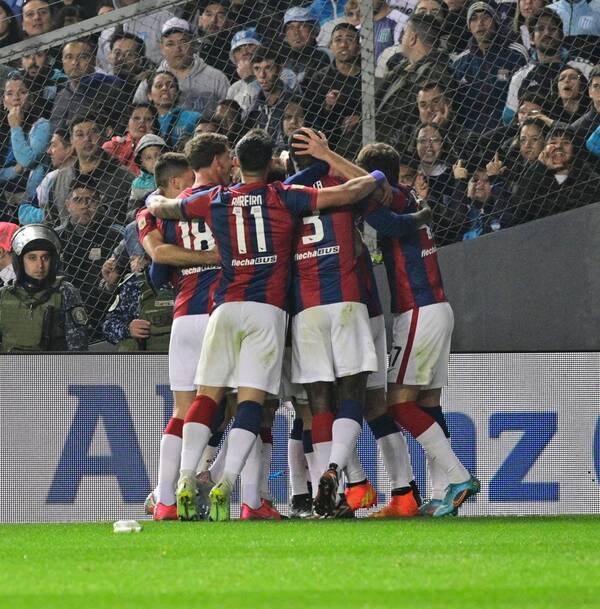 Crónica / Bareiro le ganó el duelo a Rojas en el fútbol curepa