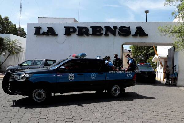 Nicaragua: El diario La Prensa denunció que las fuerzas del régimen de Ortega robaron equipos y maquinarias de sus instalaciones - ADN Digital