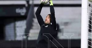La Nación / Olveira sigue sin encajar goles