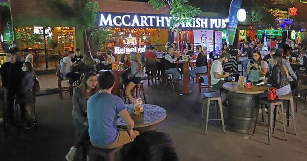 La Nación / Asaltos nocturnos afectan más a locales comerciales