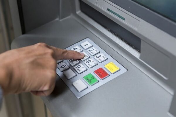Jubilados y pensionados de la Caja Fiscal cobrarán este jueves