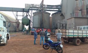 Silo se incendia en San Cristóbal