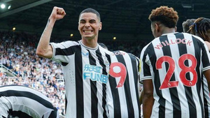 Crónica / Almirón, presente en un 11 ideal top en ligas europeas