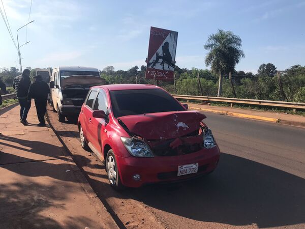 Triple choque en el puente sobre el A° Potiy