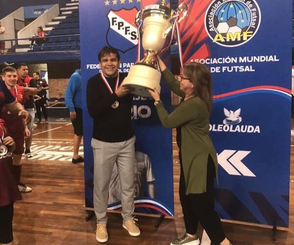 Con “Paté” al mando, Simón Bolívar es campeón invicto de la Copa Oro