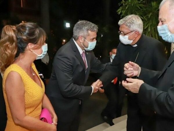 Confirman presencia de Mario Abdo para la ordenación cardenalicia de Adalberto Martínez · Radio Monumental 1080 AM