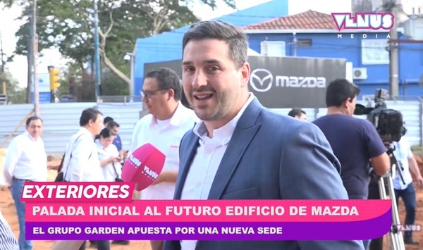 Palada inicial al futuro edificio de Mazda del Grupo Garden