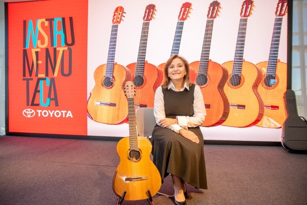 Berta Rojas presenta proyecto Instrumentoteca Toyota para jóvenes talentosos de la guitarra clásica - .::Agencia IP::.