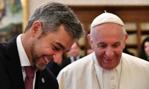 Mario Abdo irá al Vaticano y la Presidencia quedará en manos de Hugo Velázquez  - OviedoPress