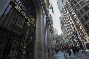 El beneficio de las empresas brasileñas abiertas cayó un 22,3 % en el segundo trimestre - MarketData