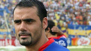 Crónica / "Tigre" elogió a su ex compí de Cerro por "farrista" y a la vez rendir al 100%