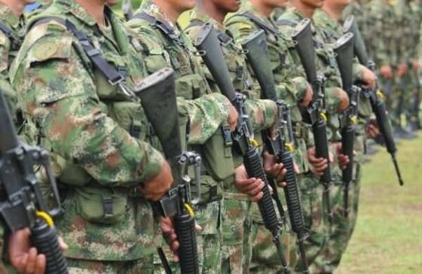 Crónica / ¡Oh! Y ahora... ¿quien podrá defendernos?: ho'a milico que “en su libre” era motochorro