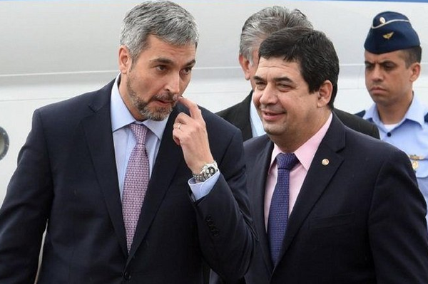 Mario Abdo viajará al Vaticano y dejará la Presidencia a Hugo Velázquez - Noticiero Paraguay