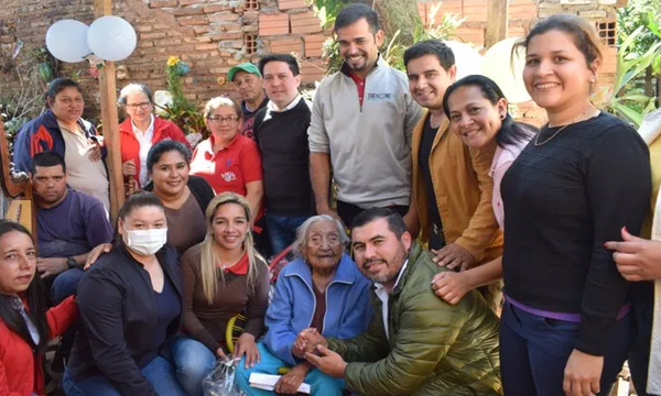 Una doña cumplió 103 años pasó por dos guerras y una pandemia - OviedoPress